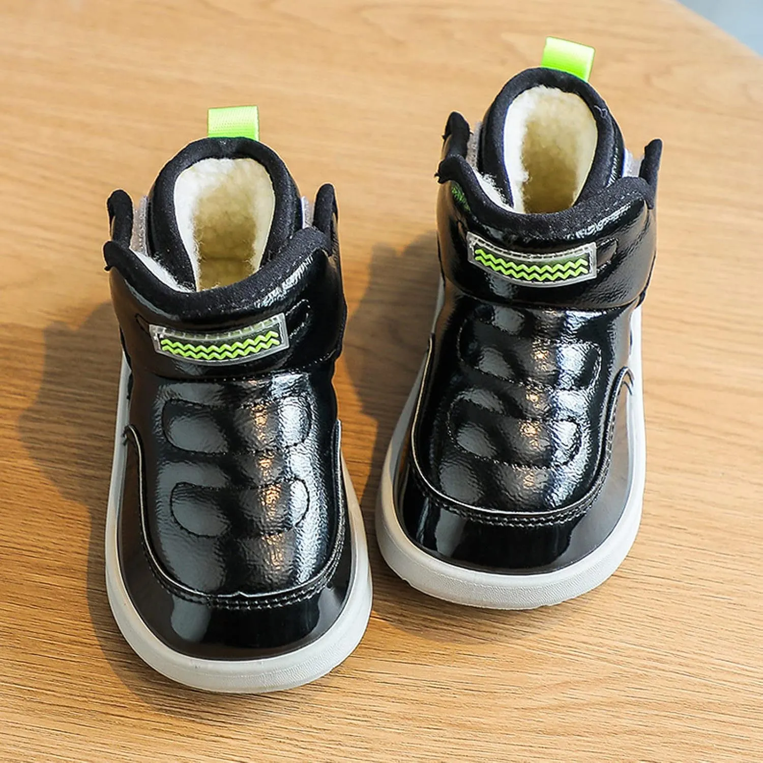 Baby Shoes Toddler Boots Fashion Soft Bottom Toddler Shoes Plus Velvet Thick Non Slip Sneaker Roller Skates for Girls