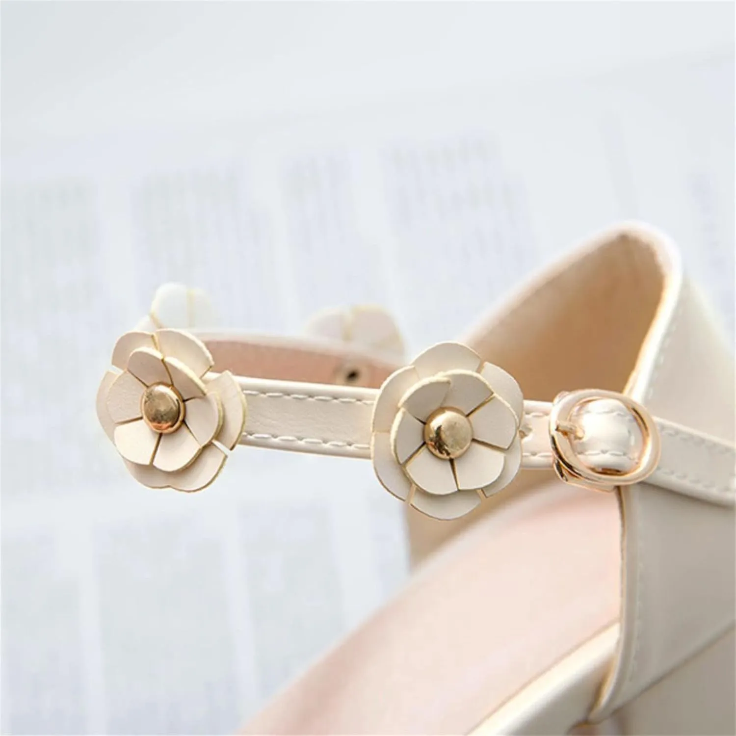 Big Kids Girls Mary Jane Dress Shoes Pumps Heels Flower High School Prom Shoes Ballet Girls Closed Toe Strap Sandals