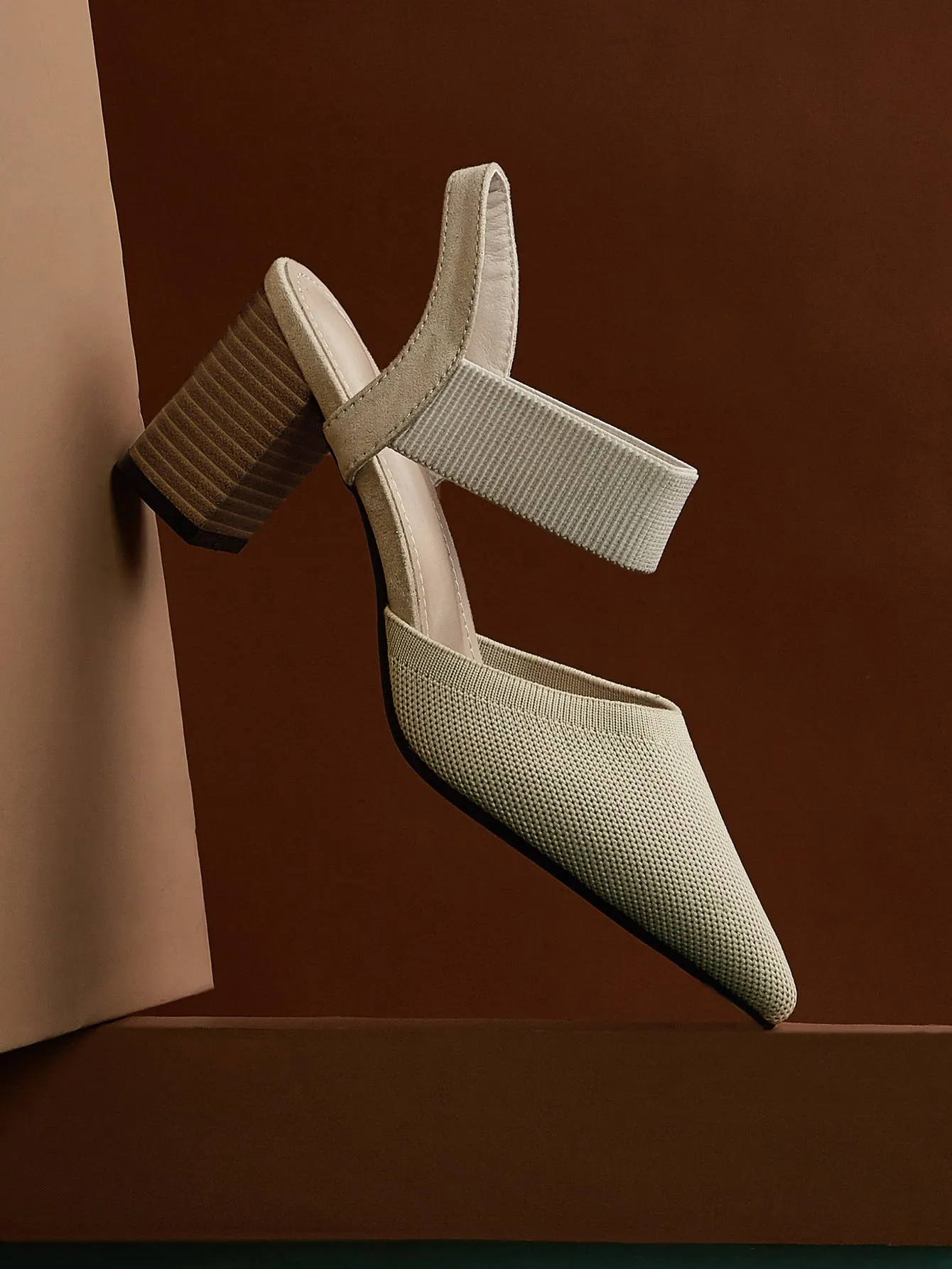 Cuccoo Point Toe Chunky Pumps