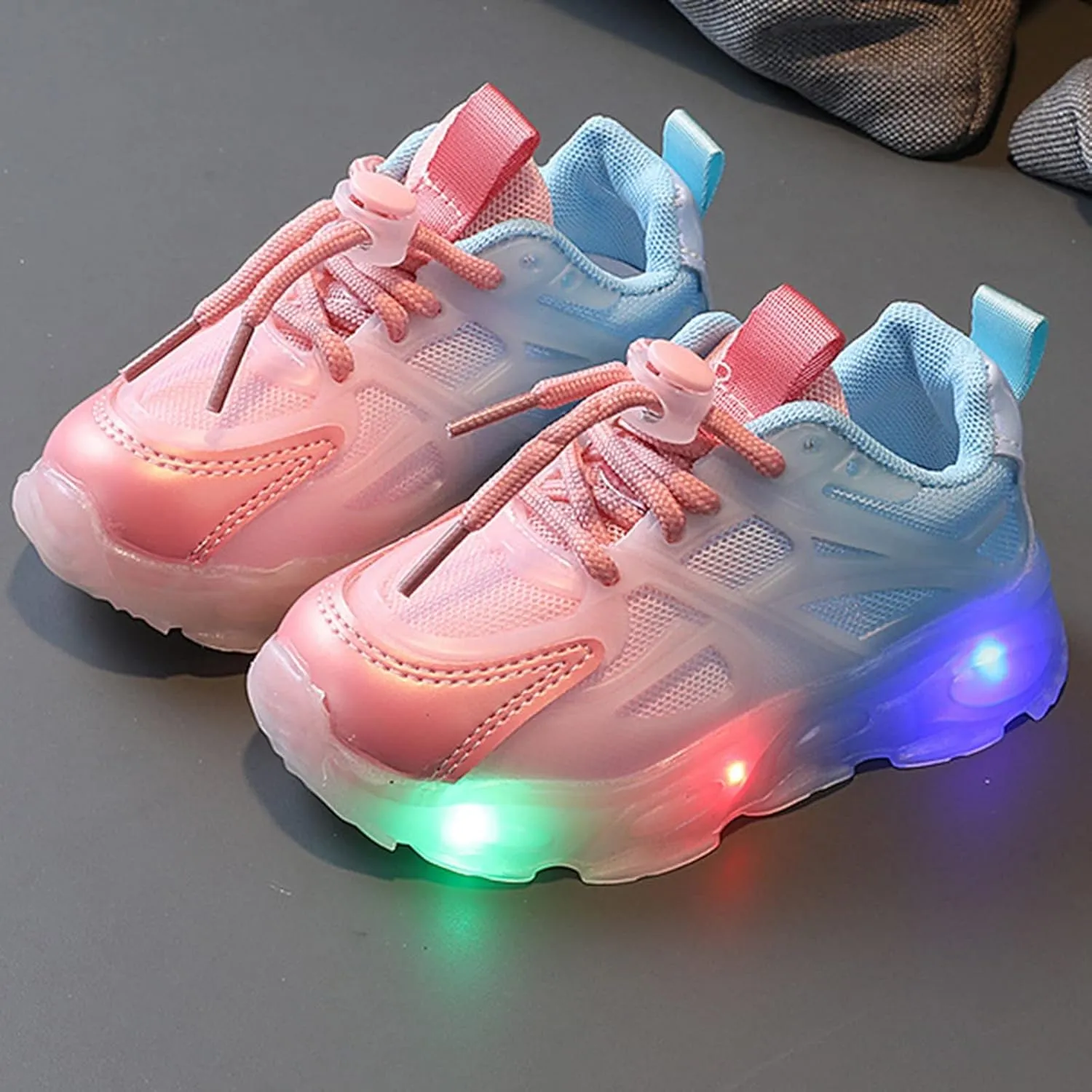Fashion Light On LED Baby Shoes Casual Children Shoes Boy Sandals Soft Soled Kids Sport Shoes Newborn Booties