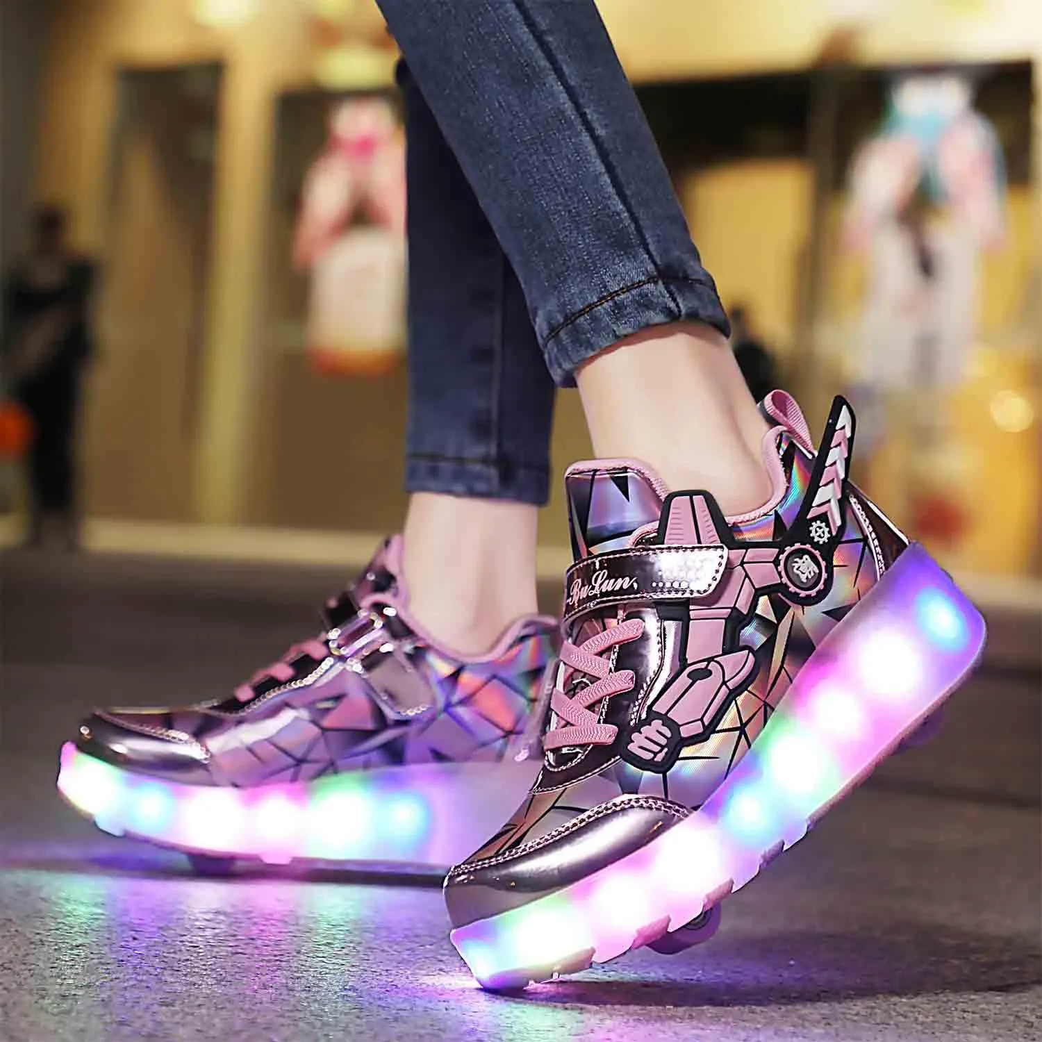 LED Light Up Kids Roller Shoes with 4 Wheels, Sneakers for Boys Girls Birthday Thanksgiving Christmas Day