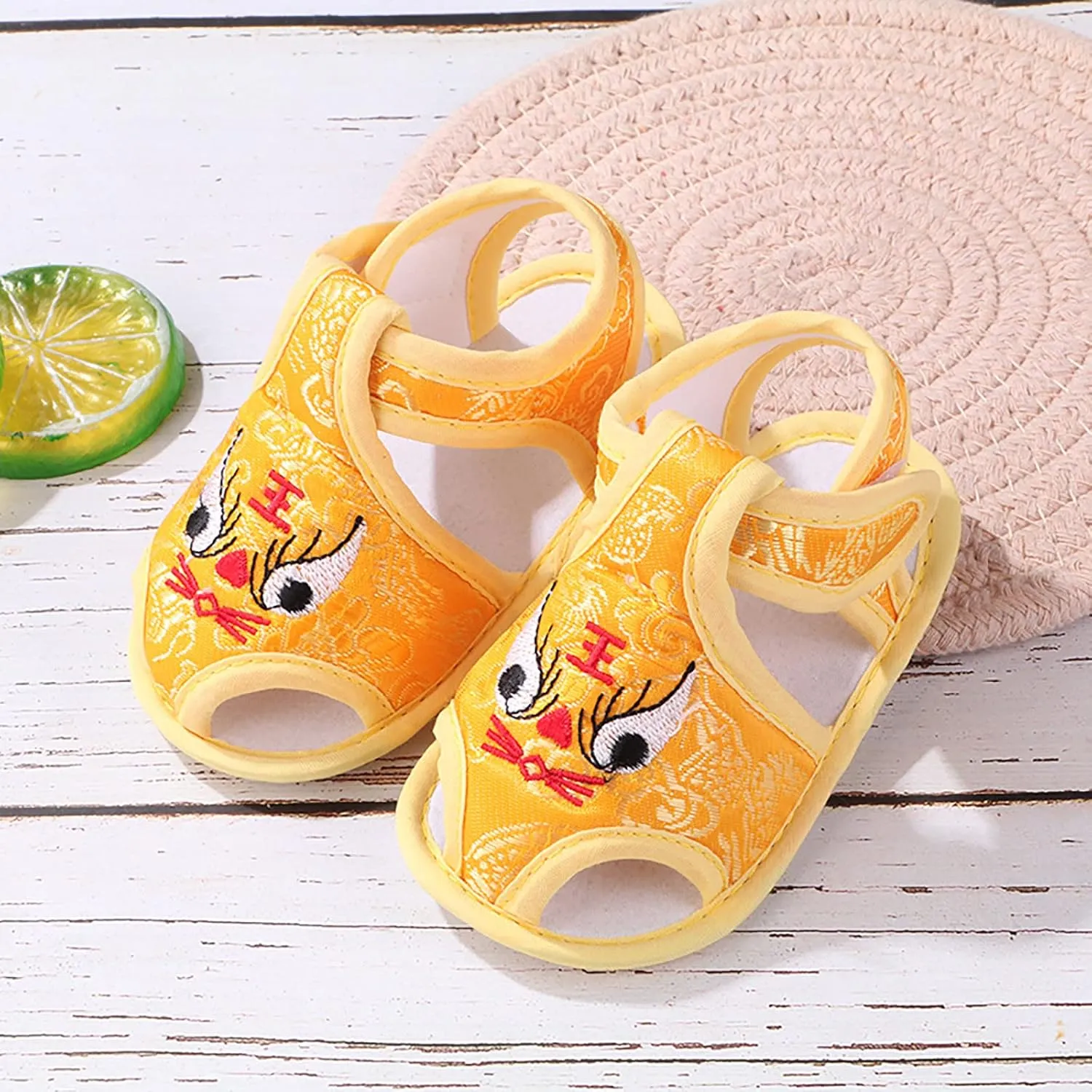 Newborn Shoes for Girls, Baby Girls Boys Shoes Infant Toddler Walkers Shoes Cartoon Bear Princess Shoes Sandals Gifts