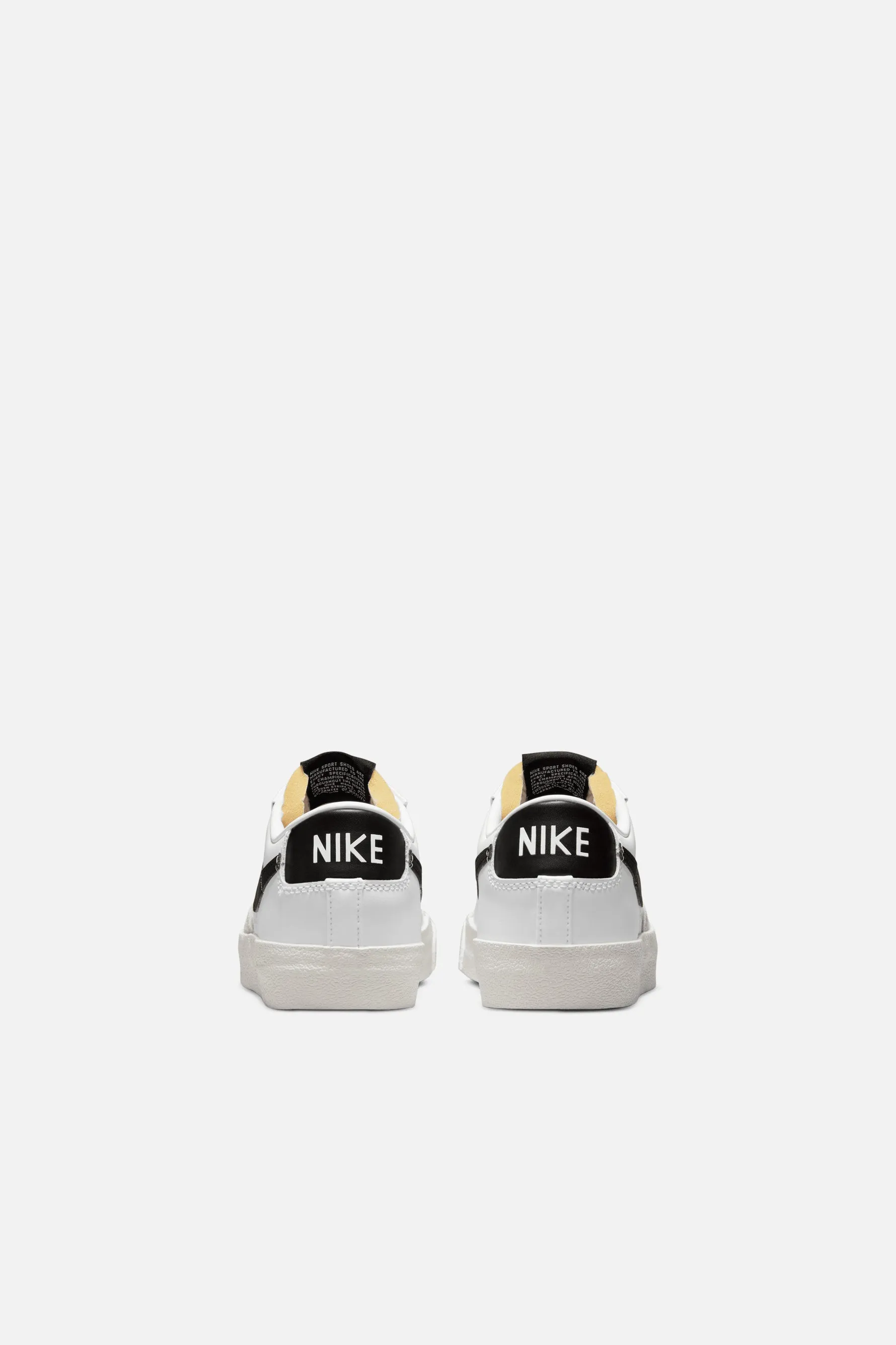 Nike Blazer Low '77 - White/black-sail-white