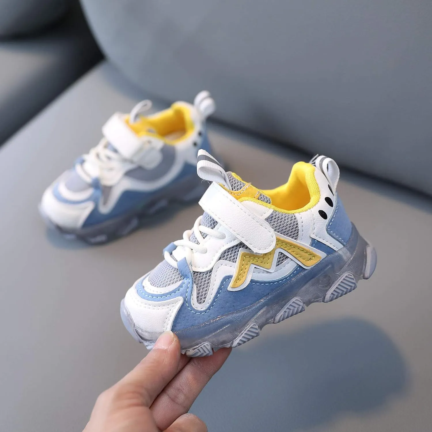 POLG Toddler Baby Soft Walking Shoes Kids Baby Girls Led Light Luminous Running Sport Shoes Mesh Sneakers