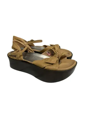 Sandals Heels Block By Earth  Size: 6