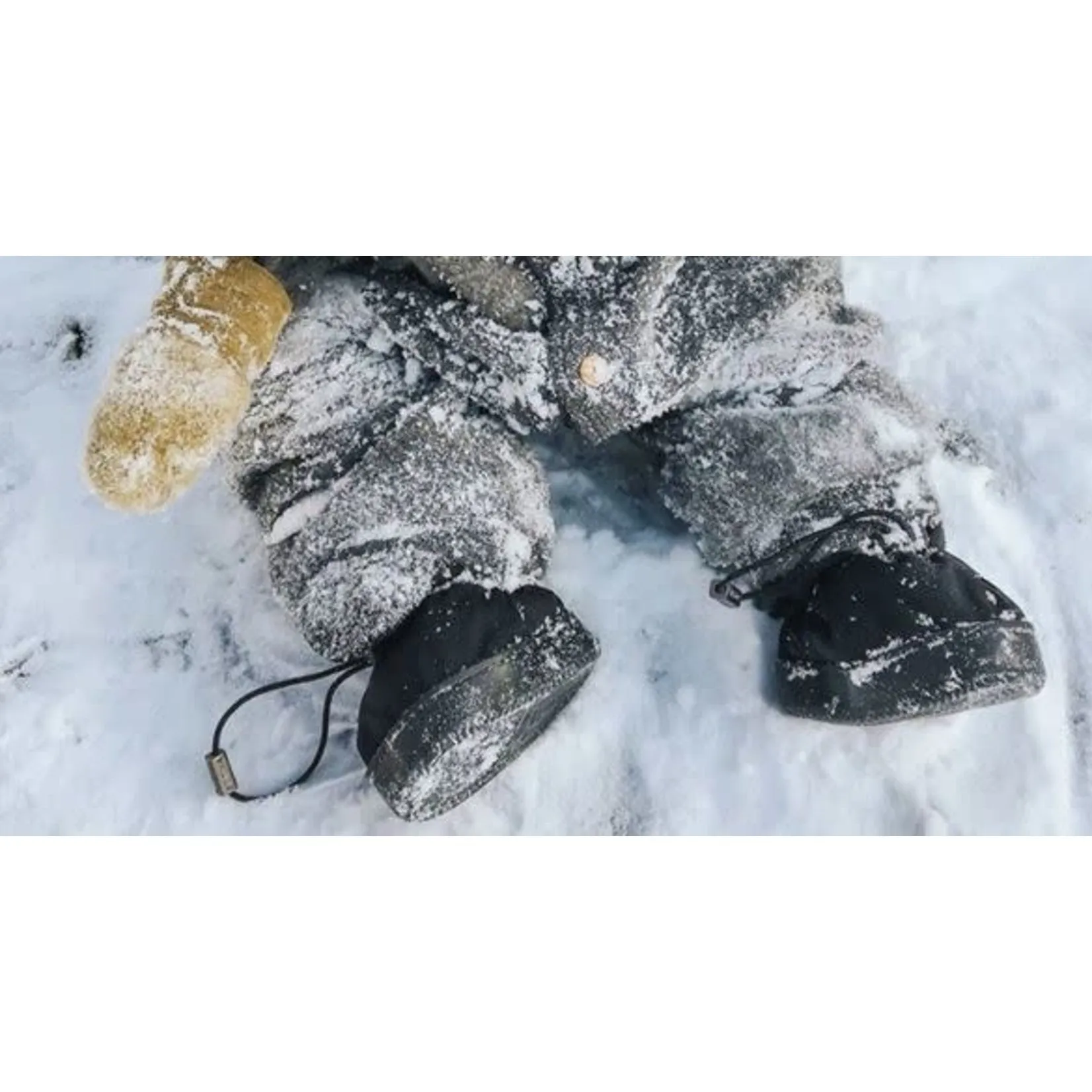Stonz Baby and Toddler Plain Color Winter Booties
