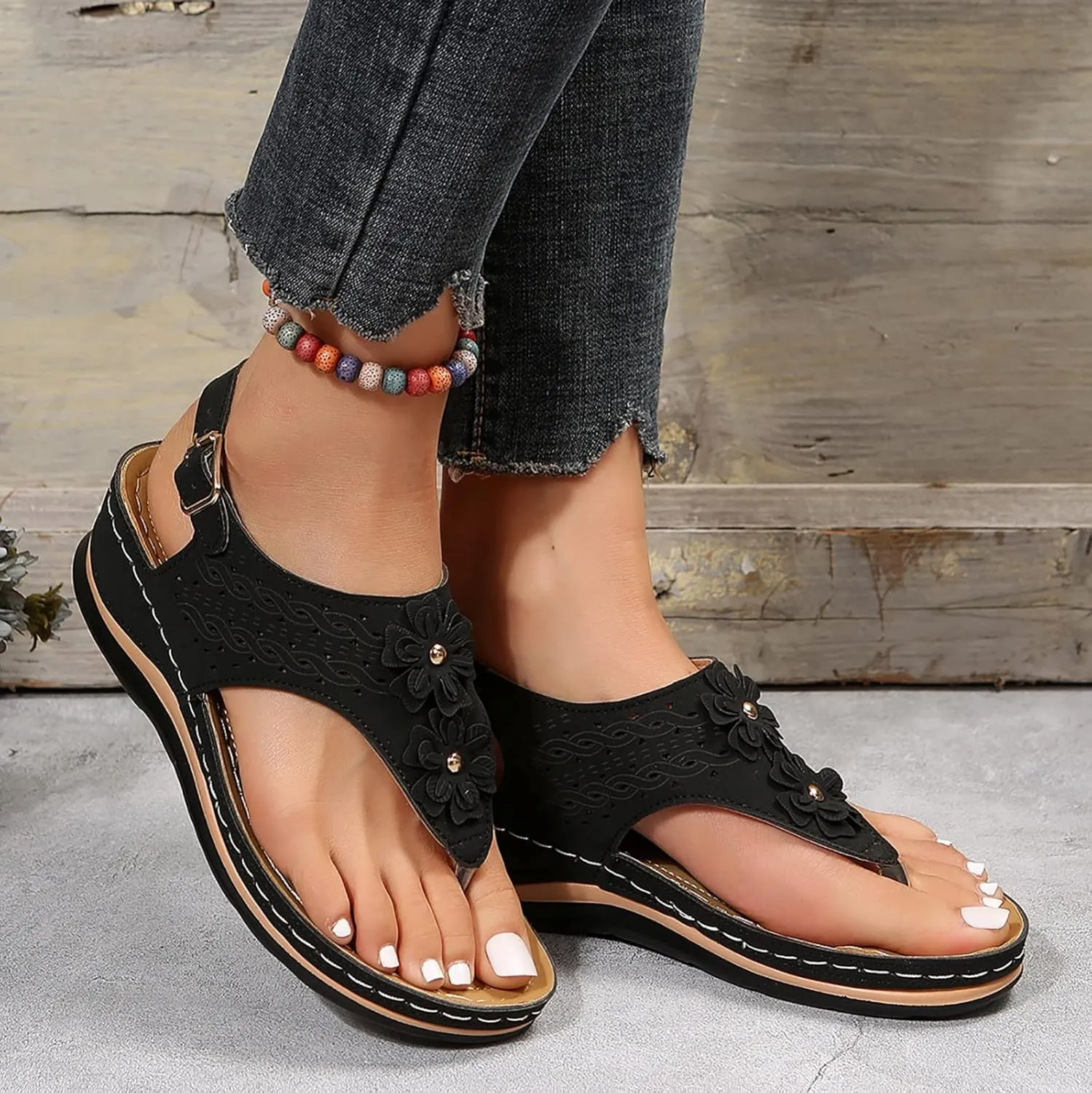 Women's Flat Sandals Arch Support Orthopedic Comfortable Soft Cushion Summer T-Strap Walking Thong Sandals with Open Toe Gladiator Sandals